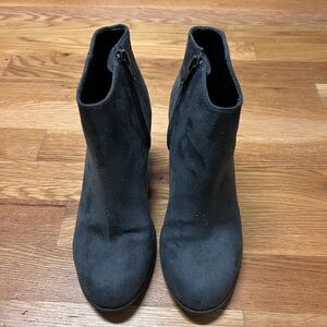 Old Navy Dark Gray Ankle Boots